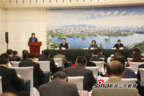 齐鲁理工学院校长常翠鸣在民办高校党委书记选派工作动员部署会上作表态发言